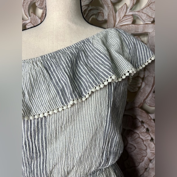 NWT American Eagle One Shoulder Gray Striped Lined Dress Sz L - Picture 3 of 5